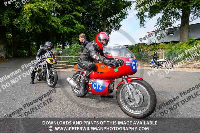 Vintage motorcycle club;eventdigitalimages;mallory park;mallory park trackday photographs;no limits trackdays;peter wileman photography;trackday digital images;trackday photos;vmcc festival 1000 bikes photographs